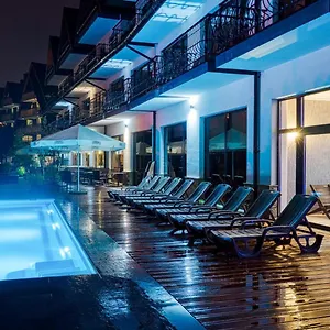 Szálloda Paryski Art & Business - Basen Jacuzzi Sauna Malpi Gaj